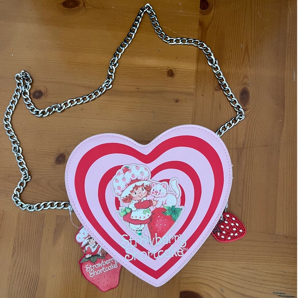 Strawberry Shortcake Heart Crossbody Bag Pink Red Chain Strap Novelty Purse - Picture 5 of 6